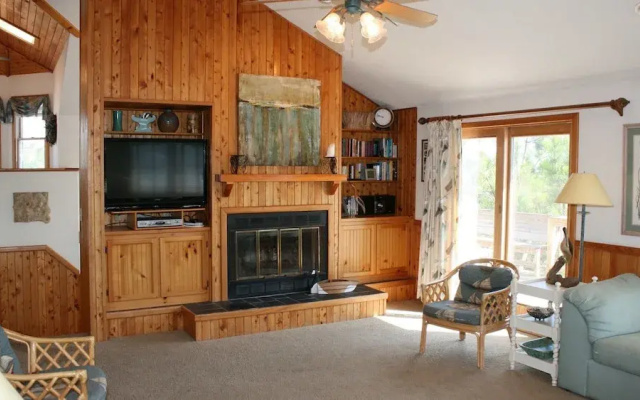Zephyr - 5 Br Home