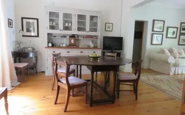 Au Pear Boutique Guest House