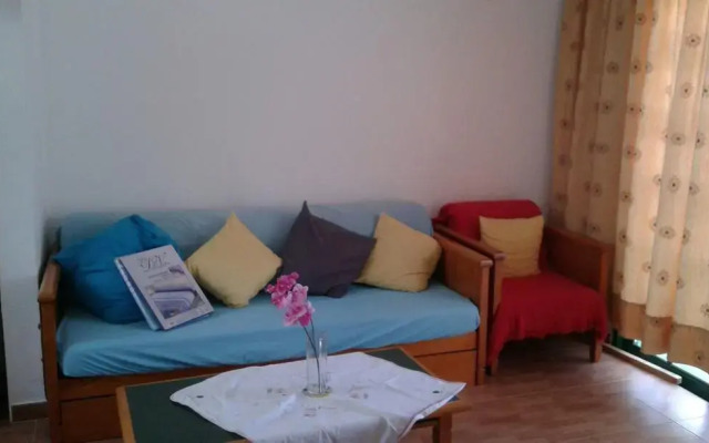 Vista Dorada