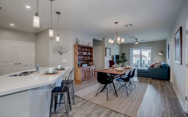 Queen Creek #341 - 2 Br Condo