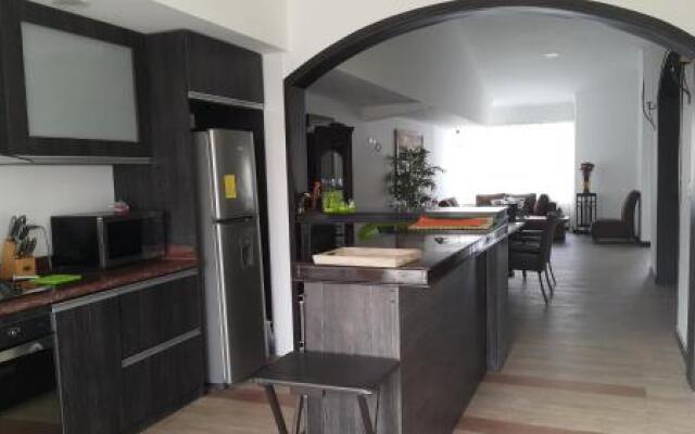 Hospedaje Solymar Sarie Bay