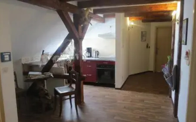 Märchenpension Rotkäppchen und der Wolf