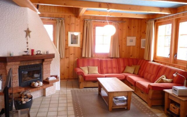 Ovronne Est - Three Bedroom