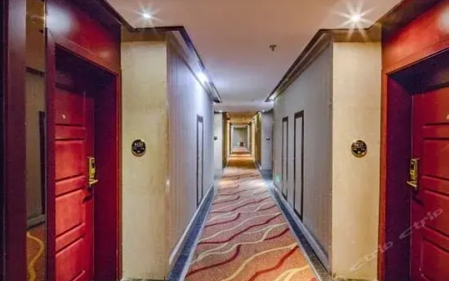 Yihuang Holiday Hotel