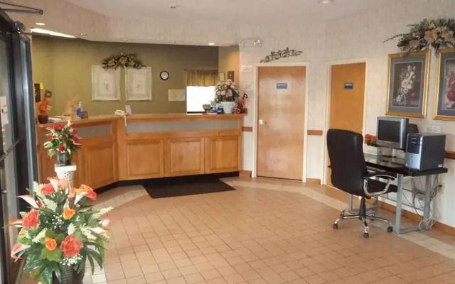 AmeriVu Inn & Suites Siler City