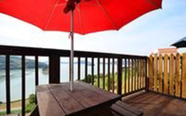 Yeosu Greenhouse Pension