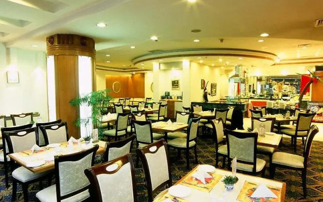 Mercure Hotel Dalian-Friendship Square