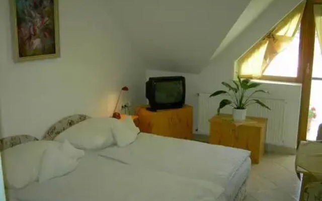 Varga Apartmanház