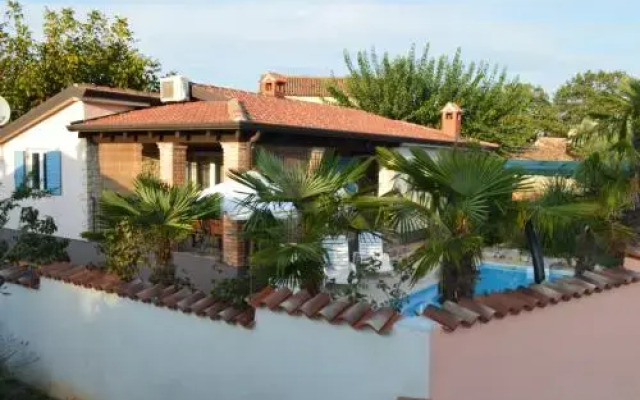 Holiday Home Leo