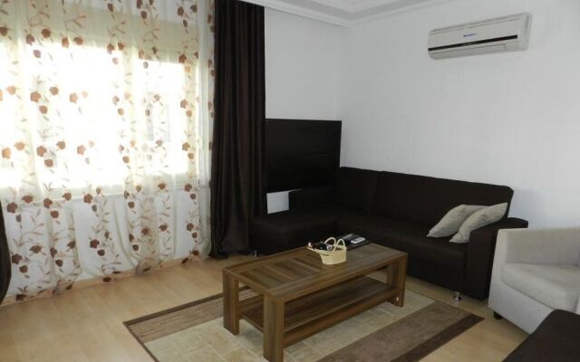 Roza Apartments