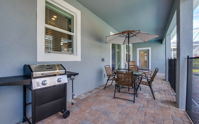 Champions Gate 1584 A