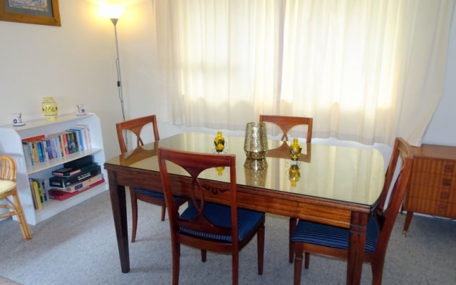 Smokebush Cottage with WIFI – Guest Rooms – Turangi