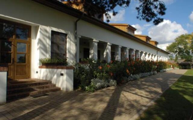 Sarlospuszta Club Hotel