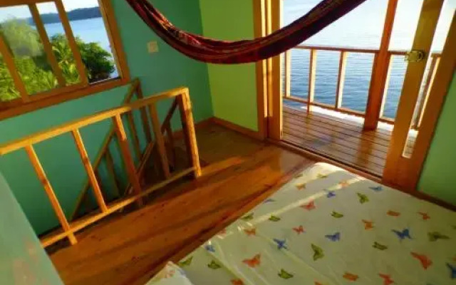 Mango House