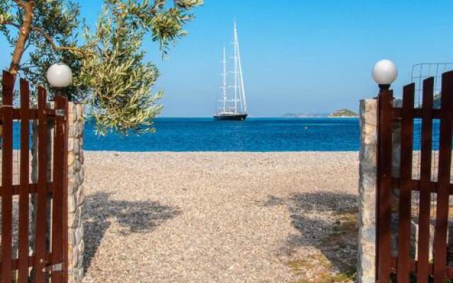 Pelagos Beachfront