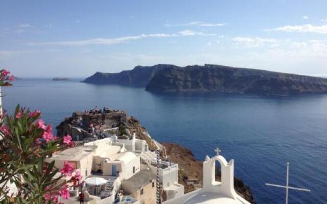 Beautiful Oia Villa