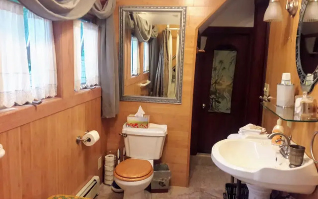 Barclay Heights B&B at Smythe House