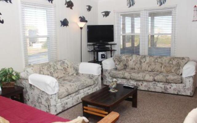 Ocean Retreat - 3 Br Home