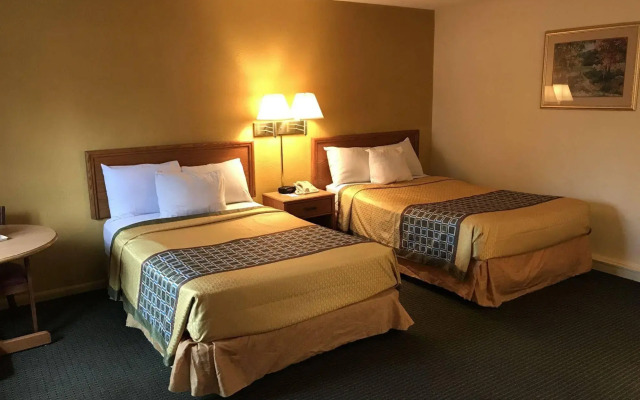 Budget Host Inn Sandusky