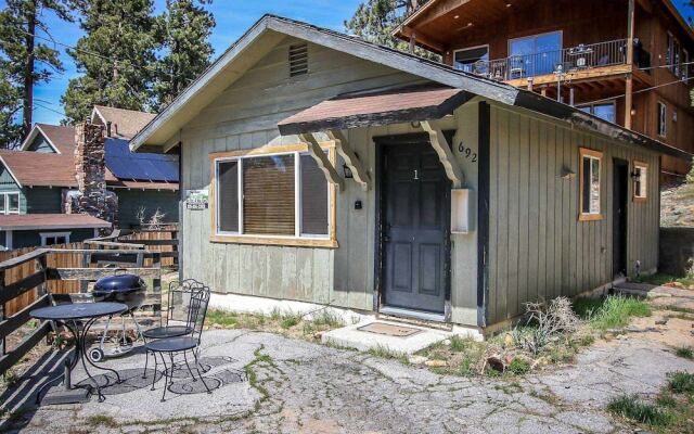 Daisy Lazy Bear 1504 by RedAwning