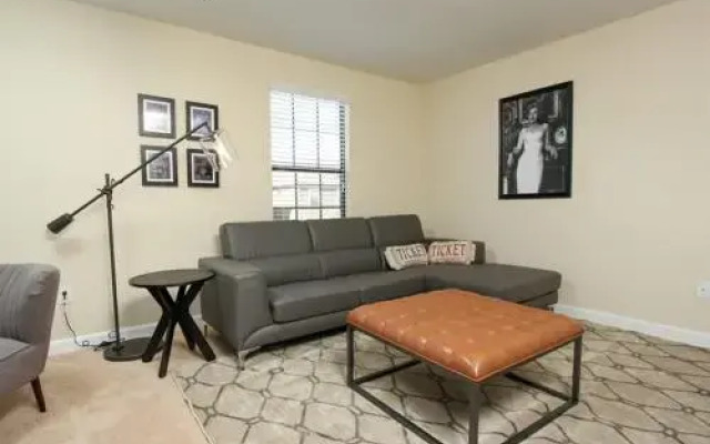 Villa 1425 Thunderbird