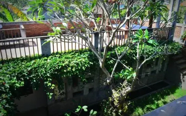 BatuBulan Indah