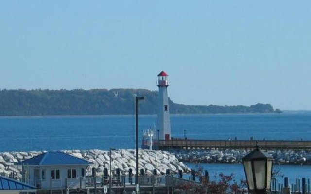 Pier Harbor #2, Condo at Saint Ignace