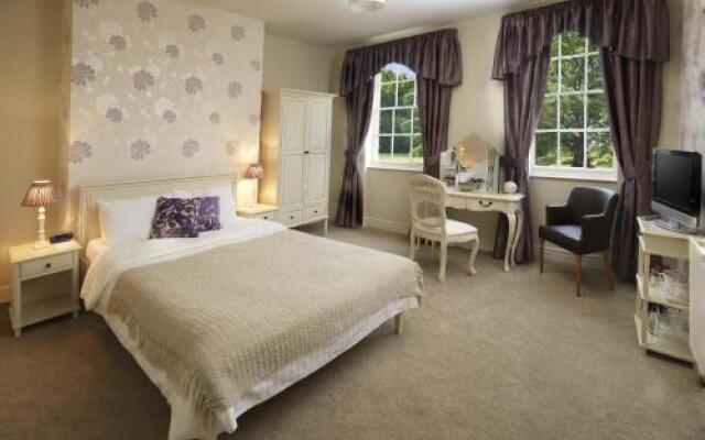 Singleton Lodge Country House Hotel