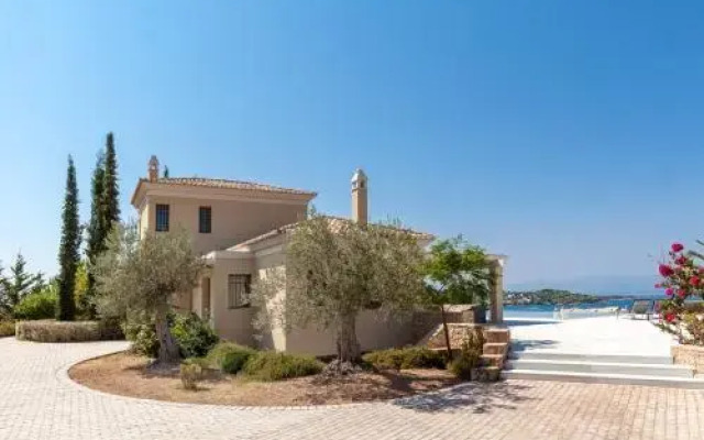 Sunset Villa