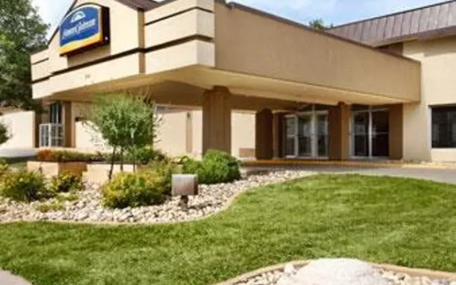 Howard Johnson Inn Fargo