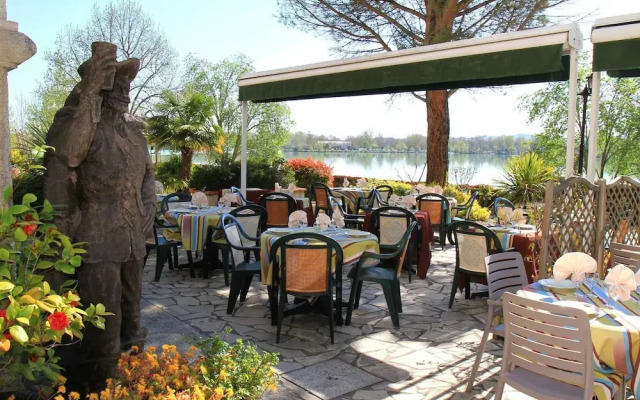Hostellerie du Lac