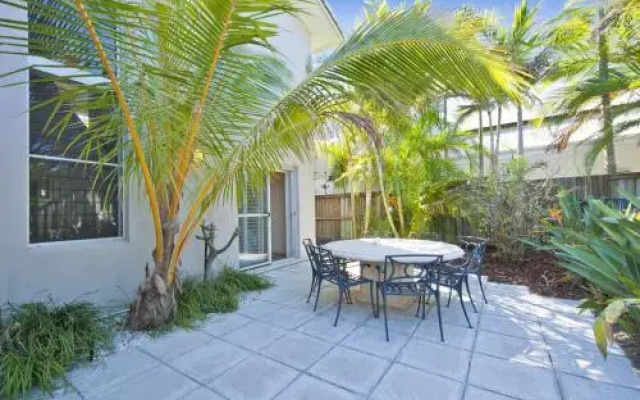 24 Cooran Court