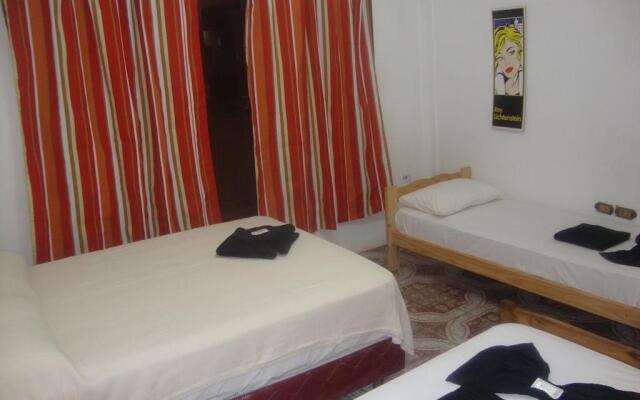 El Guembe Suites