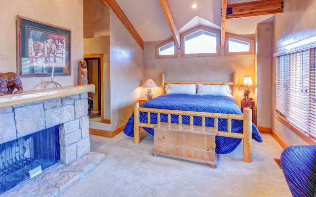 Silver Bird by Alpine Ski Properties