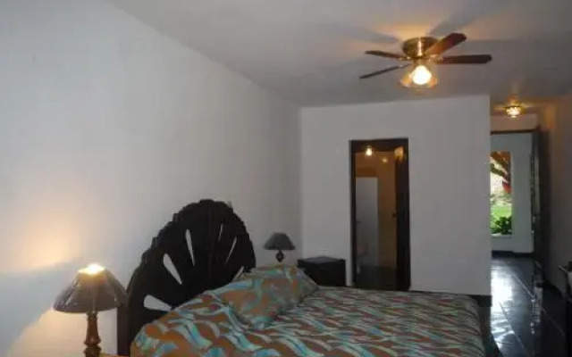Hotel Playa Laguna