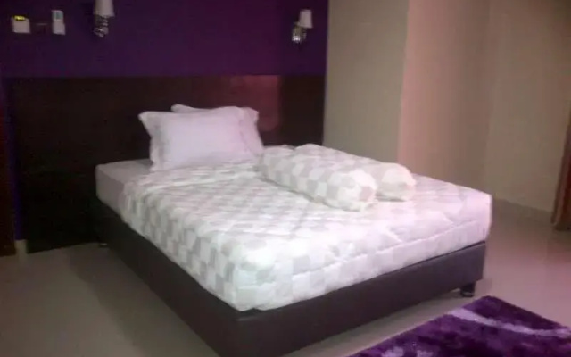 Erin Int Hotel