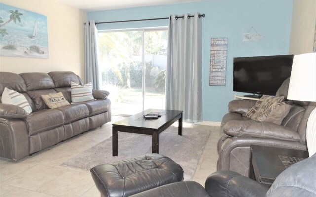 Jamaica Royale 093 - 2 Br Condo