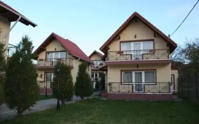 Select Holiday Villas