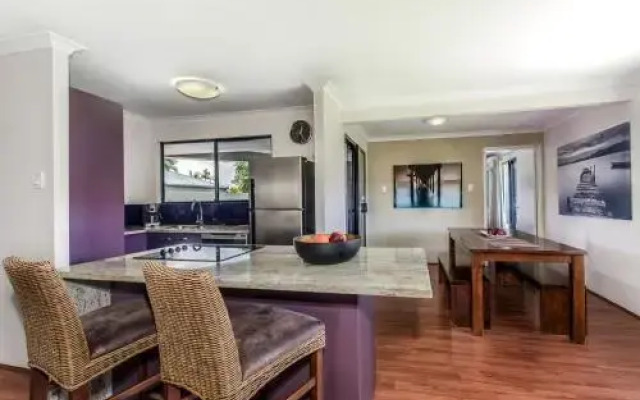Marcoola House, Pet Friendly, Sunshine Coast