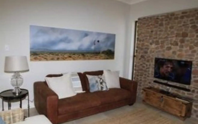 Avian Leisure Bush Lodge