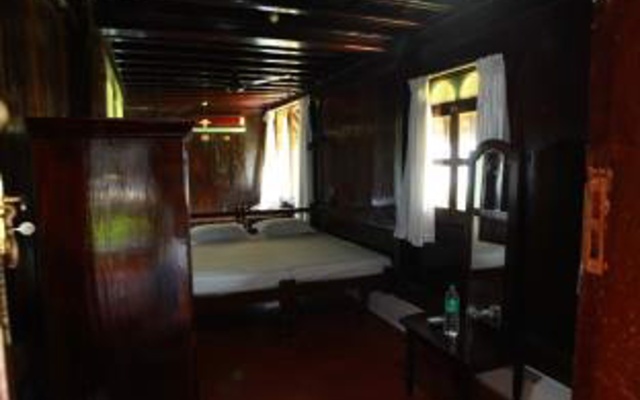 Shanthitheeram Resort – Guest Rooms – Muhamma