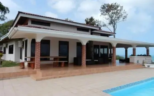 Alegria House Portobelo