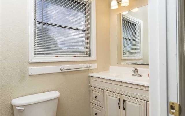 Venice Avalon Home - Three Bedroom Home