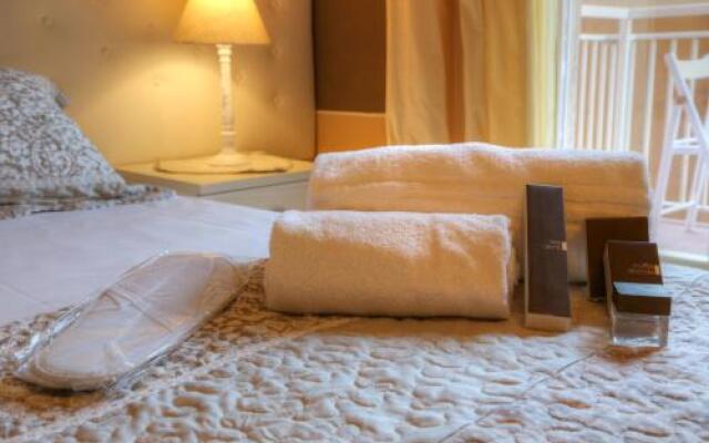 La Casetta di Lina Rooms and Apartments