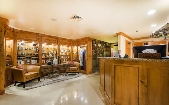 Westgate Penthouse Perfection Residence - 2 Br Condo