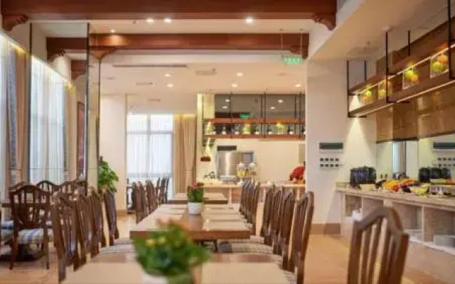New Century Manju Hotel Beihai Yintan