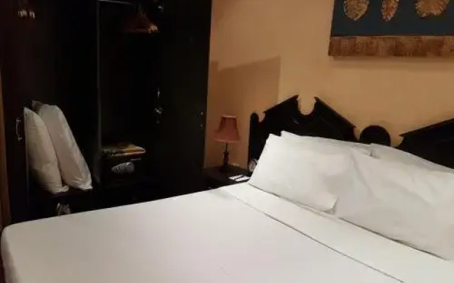 Sahara Hotel
