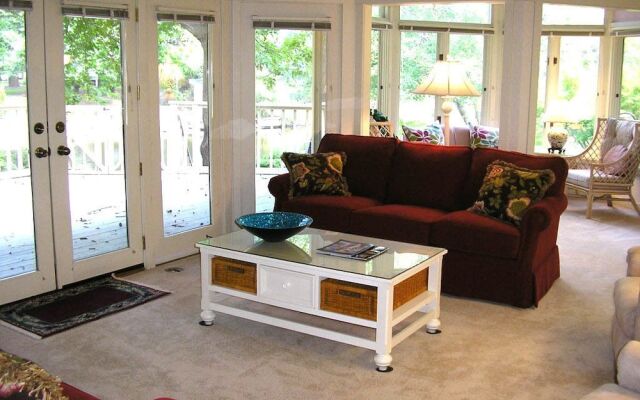 Kingston Plantation&Gloucester Terrace Apartment 4