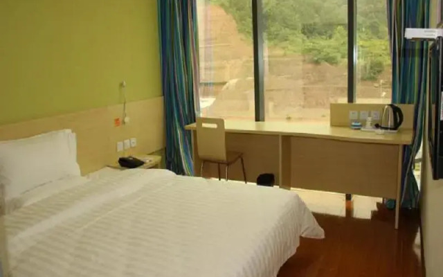 7 Days Inn Bazhong International Trade City Branch