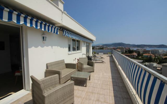 Nice Booking-Domaine Fleurs-Penthouse